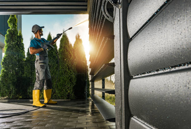 Why Choose Our Certified Pressure Washing Experts for Your Project Needs in Goliad, TX?